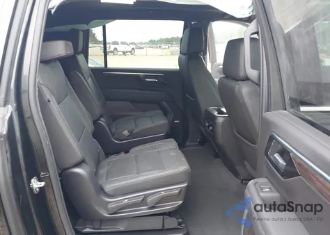 2025 Chevrolet Suburban 4Wd Lt z USA, uszkodzony, nr VIN 1GNS6CRD8SR206736